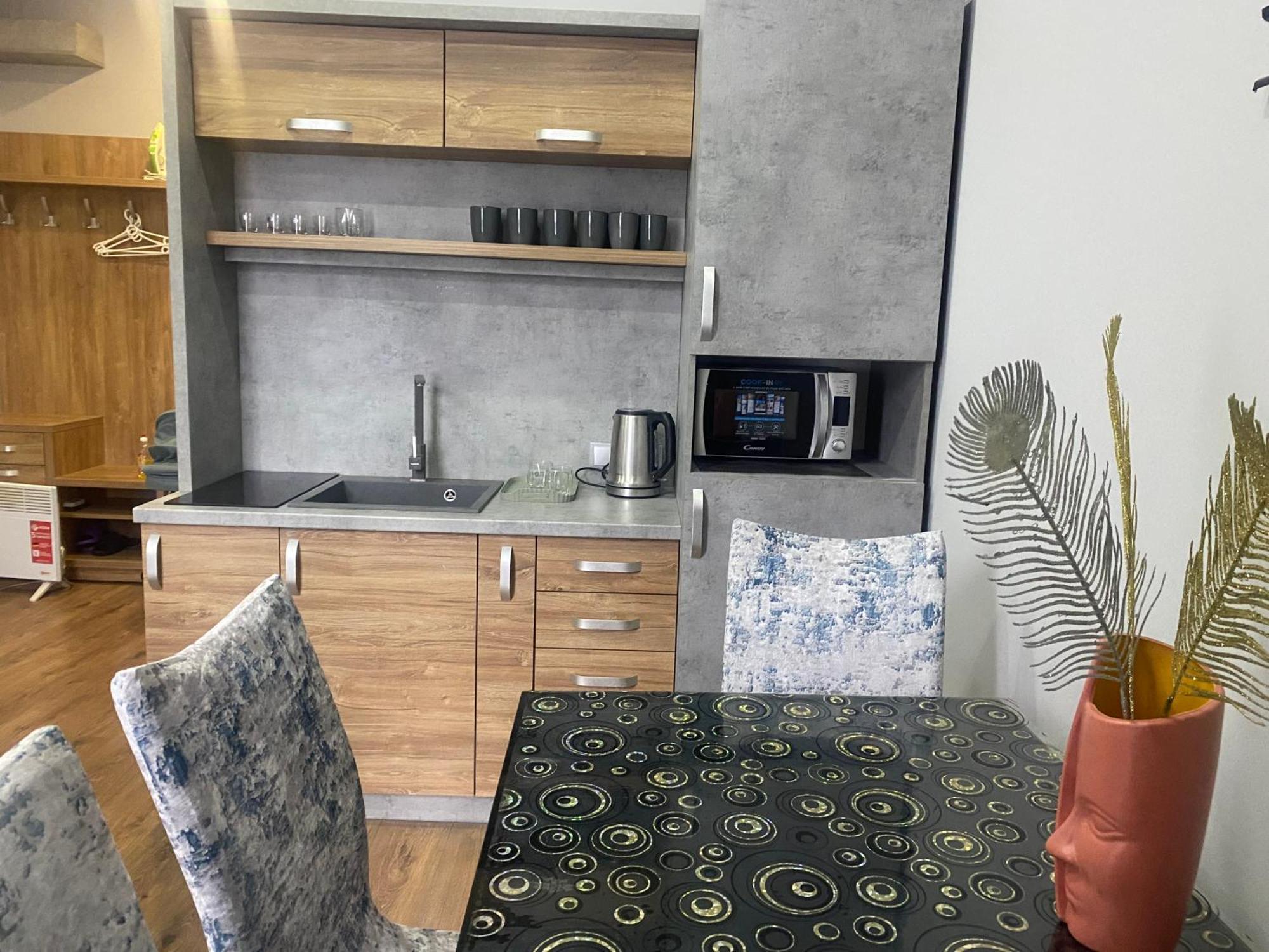 Loft Квартира В Центрі Львова Exteriör bild